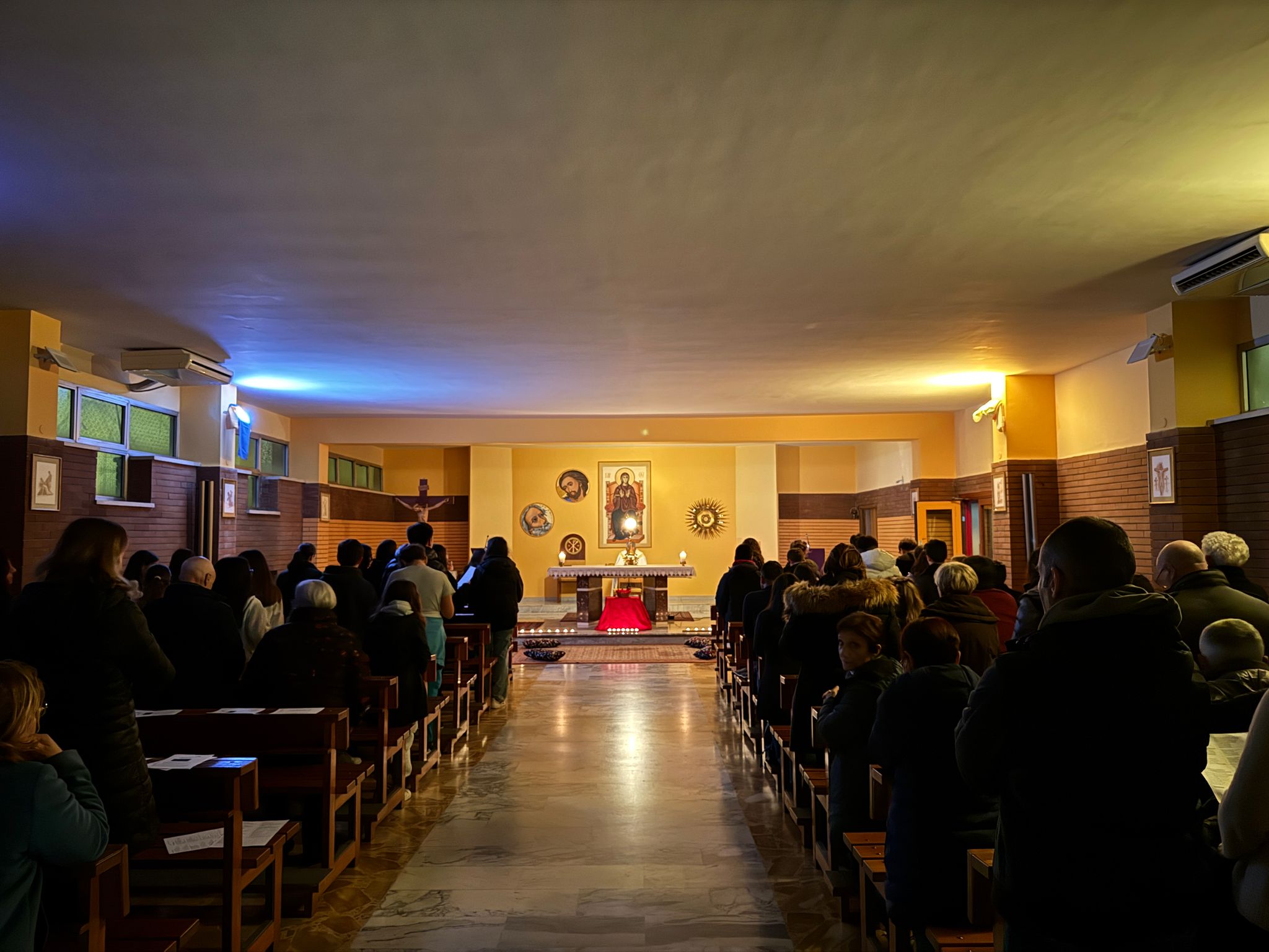 adorazionegiovani15.jpg